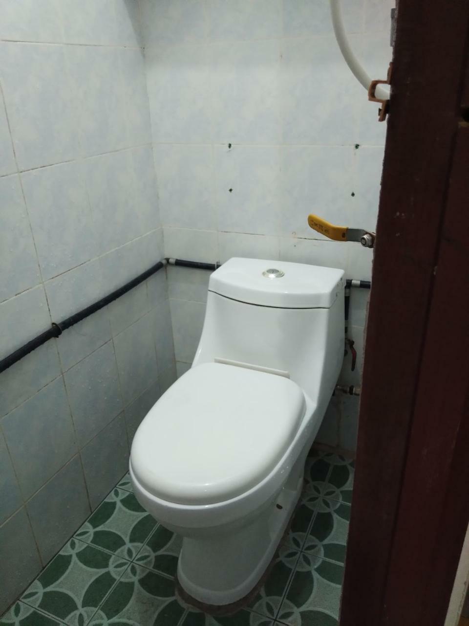 Jj Home2Stay Miri Zewnętrze zdjęcie