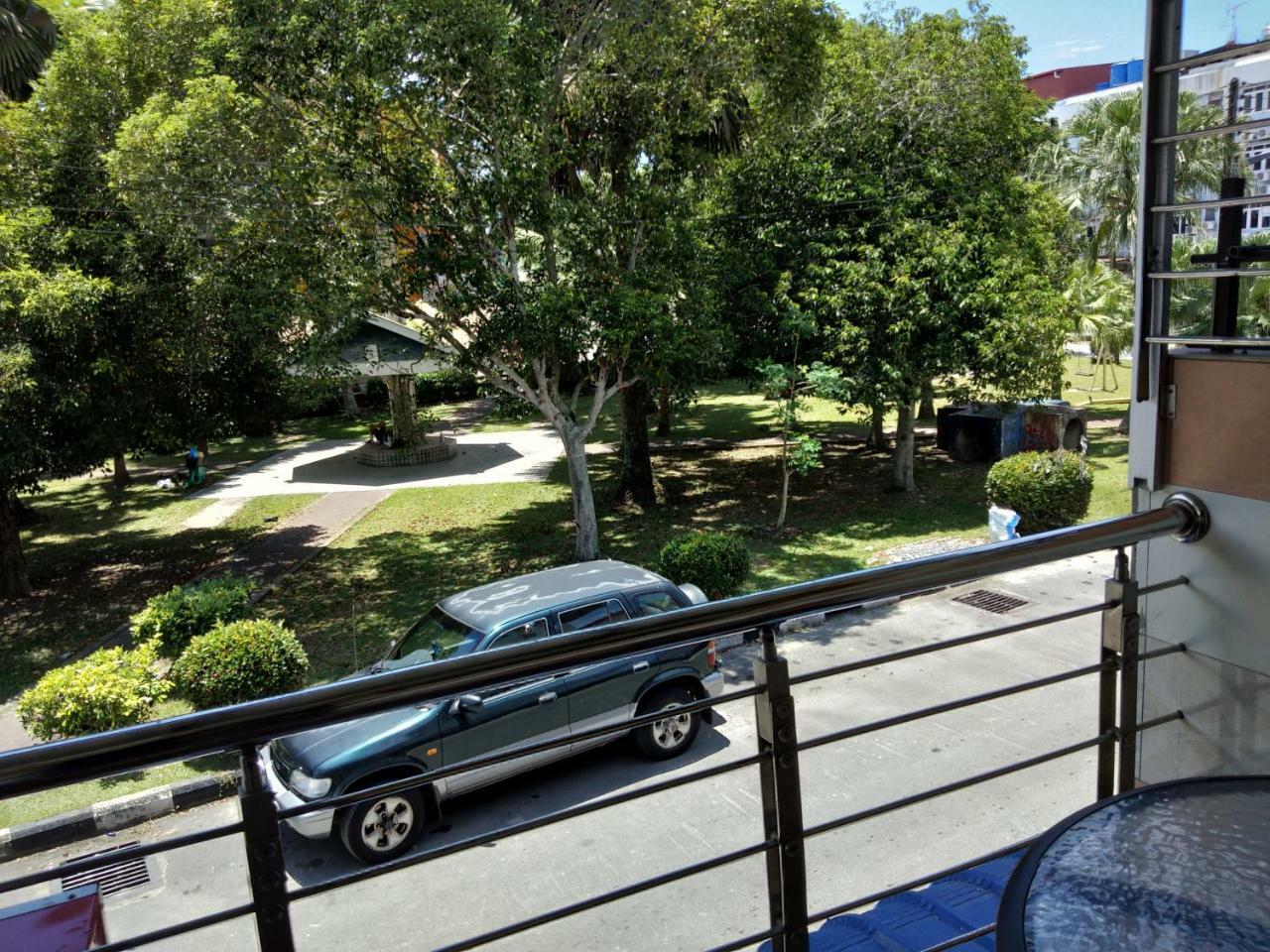 Jj Home2Stay Miri Zewnętrze zdjęcie